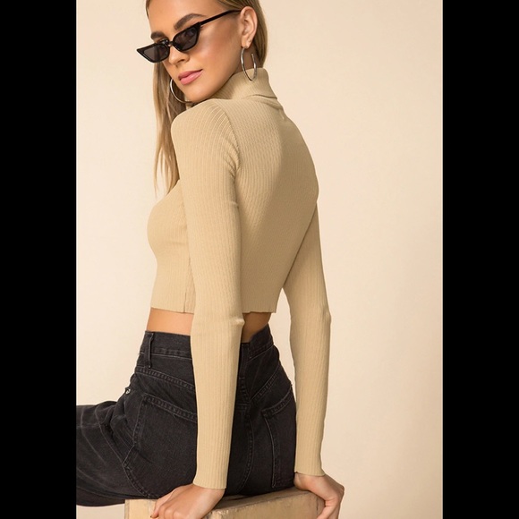 Superdown revolve Tasha cutout turtleneck XS - Picture 5 of 6